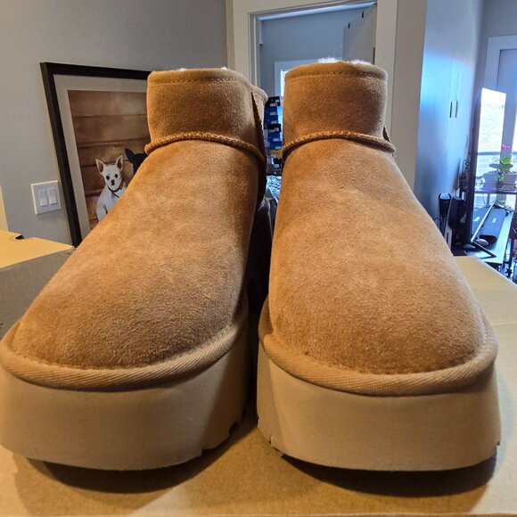 UGG Classic Ultra Mini New Heights Chestnut Suede Boot 1158311 Women's Size 9 - Picture 5 of 10